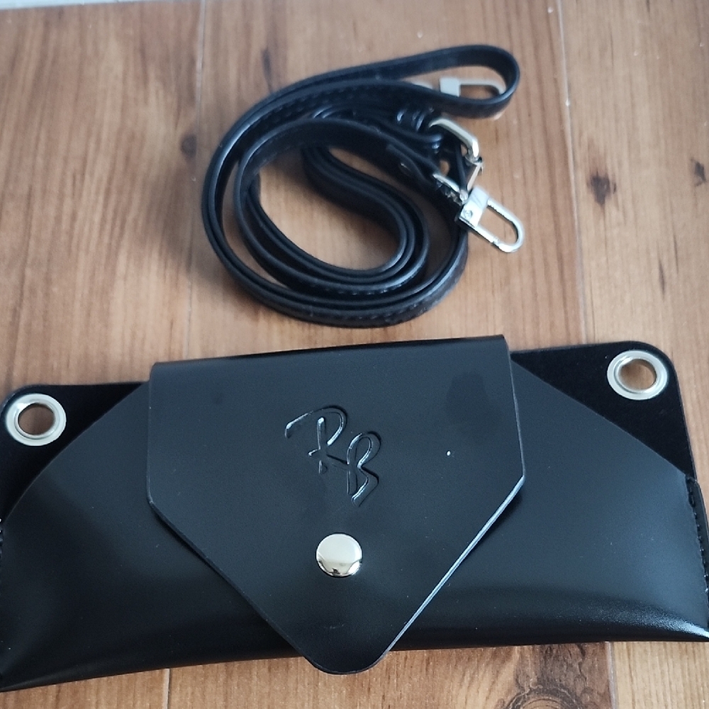 RayBan Black Crossbody Sunglass Case Snap NWOT